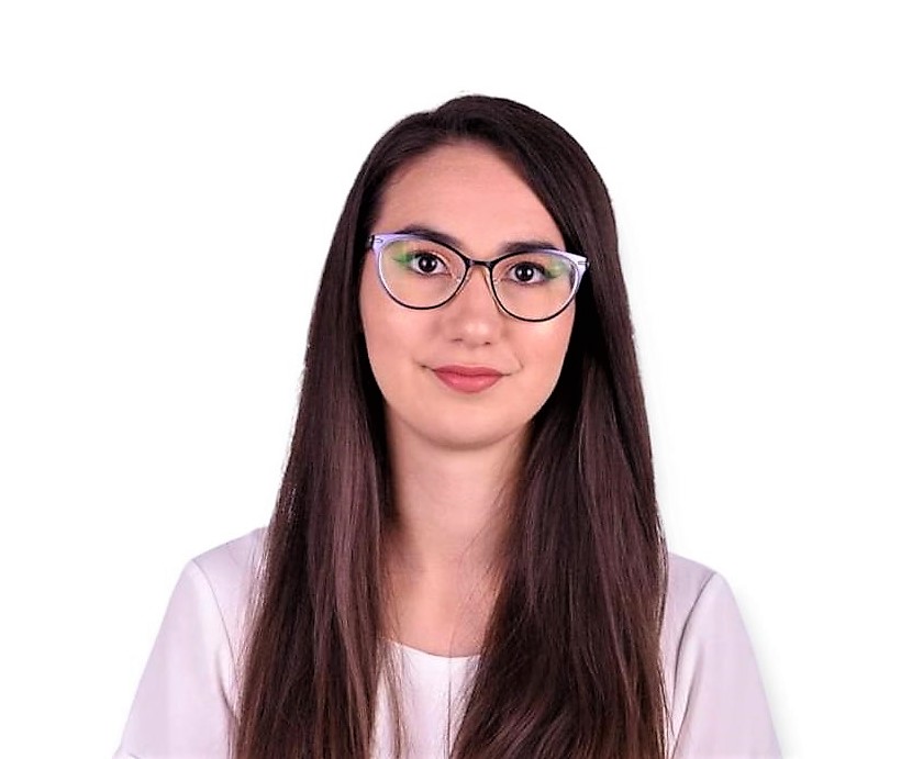 Karina Hermeziu